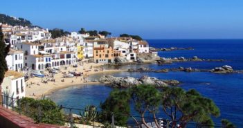 Costa Brava z Anglii za jedyne £20 w dwie strony w lipcu!