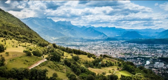 grenoble-main-1x