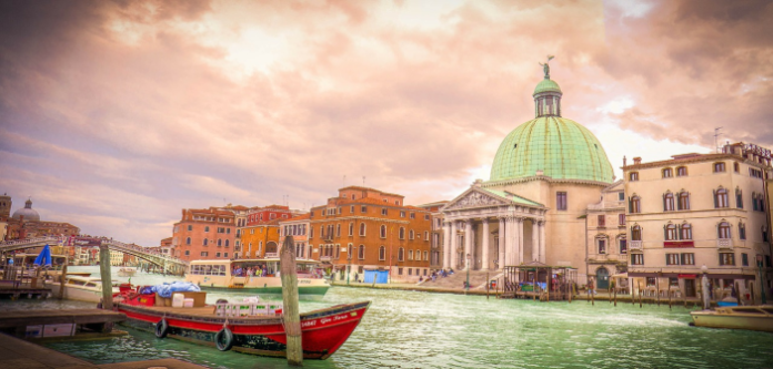 venice-main-1x