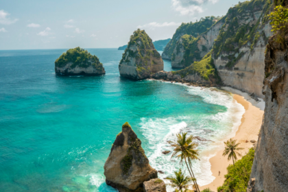 https://unsplash.com/photos/island-under-white-sky-exFdOWkYBQw