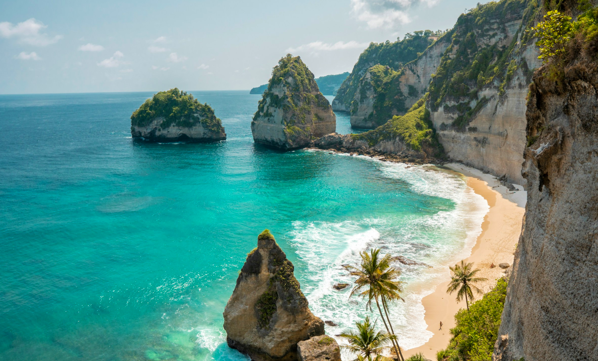 https://unsplash.com/photos/island-under-white-sky-exFdOWkYBQw