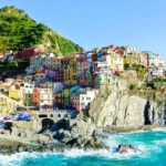 https://www.pexels.com/pl-pl/zdjecie/kolorowe-domy-w-manaroli-cinque-terre-wlochy-36787689/